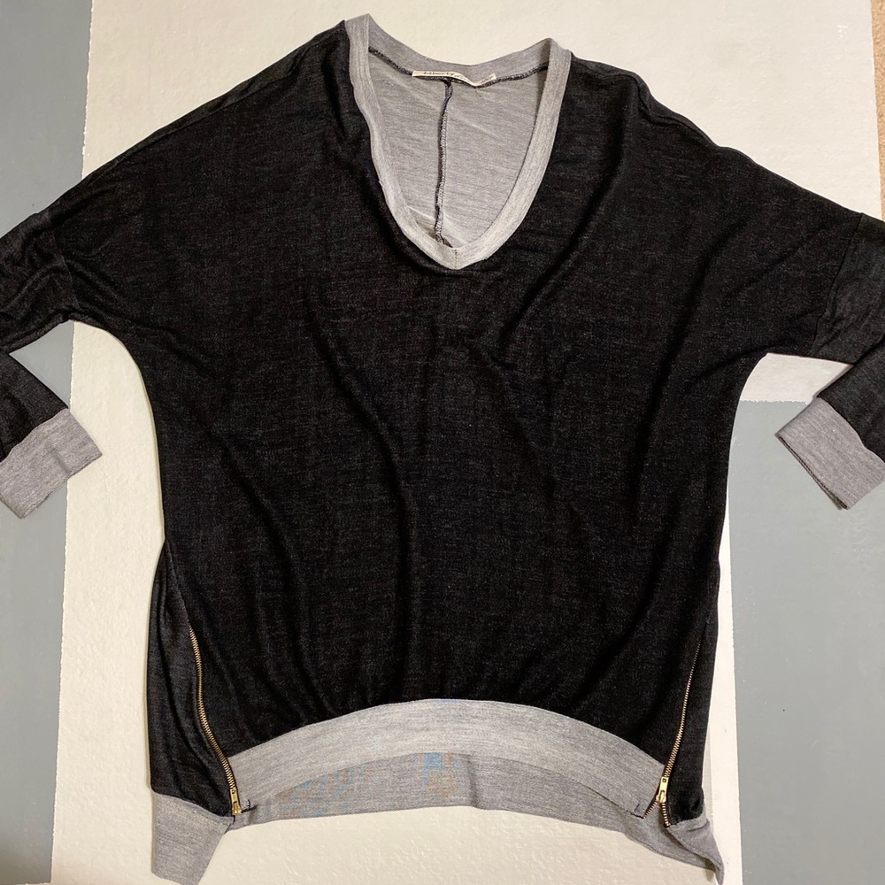 Women’s Gray Liberty Love Half-Sleeve Blouse